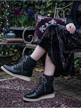 Universal Thread Black Lace-Up Wedge Ankle Boots